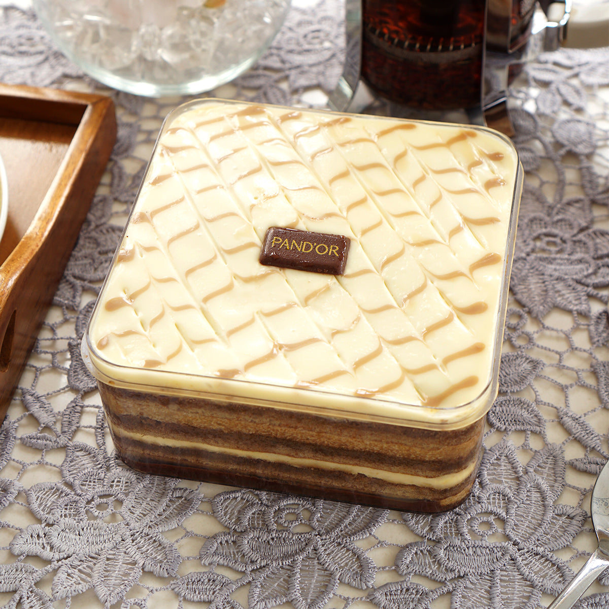 Cake Box Gateau Cafe